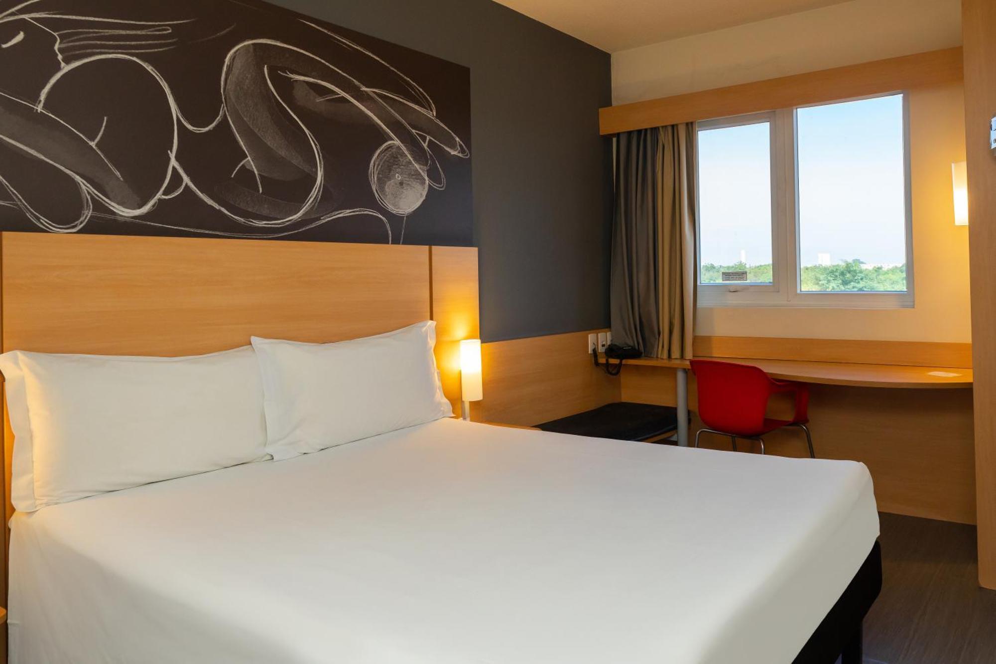 Hotel Ibis Assis Brasil